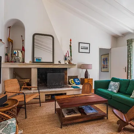 Holiday home Maison Lumiere Des Pins - Welkeys